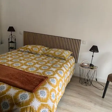 شقة Au Coeur De La Cite Medievale Crémieu